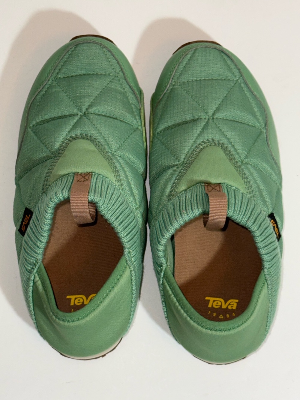 Teva ReEmber quilted slip-on shoes sz 7 - Picture 2 of 7